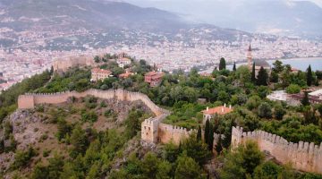 Antalya’ya Hava Yoluyla Gelen Turist Sayısı 10 Milyonu Geçti