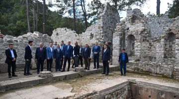 Olympos Yenilenen Çehresiyle Ziyaretçilerini Bekliyor